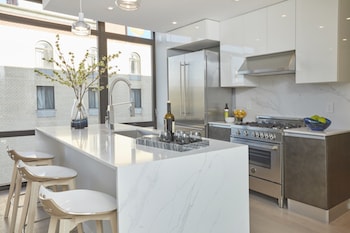 Market 2 Property Management